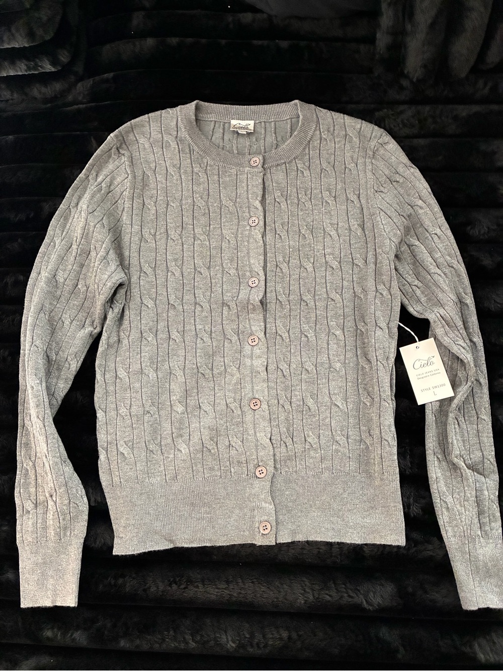 NWT Women’s Cielo Cable-knit Gray Button Down Cardigan Sweater Size Large